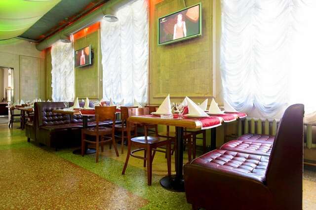 Гостиница Волга Самара-72