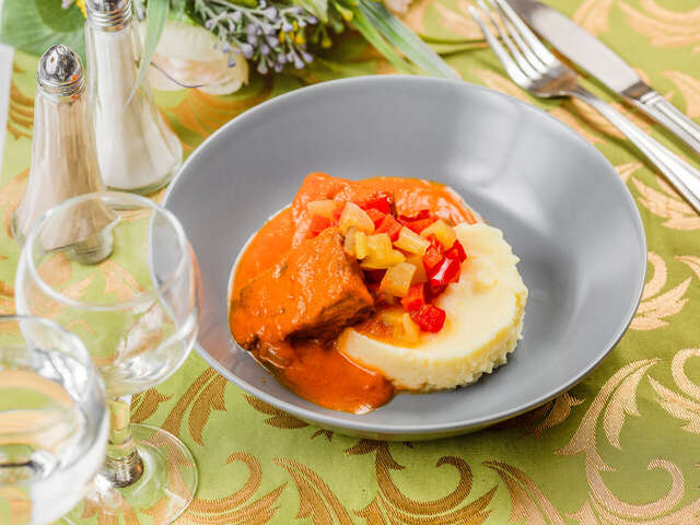 Гостиница Волга Самара-235